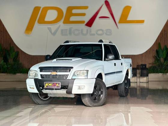 CHEVROLET S10 2.8 EXECUTIVE 4X4 CD 12V TURBO ELECTRONIC INTERCOOLER DIESEL 4P MANUAL CHEVROLET S10 2.8 EXECUTIVE 4X4 CD 12V TURBO ELECTRONIC INTERCOOLER DIESEL 4P MANUAL